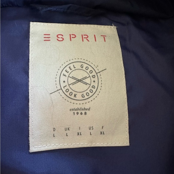 Esprit Blue Mountain Print Puffer Jacket - Picture 2 of 4